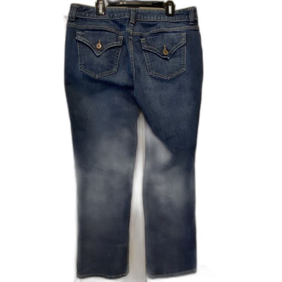 Simply Vera Wang Crop Blue Denim Straight Mid Rise Jeans Size 10,  33” x 26” - Picture 2 of 9